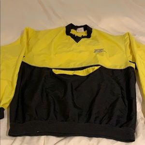 Men’s running wind breaker